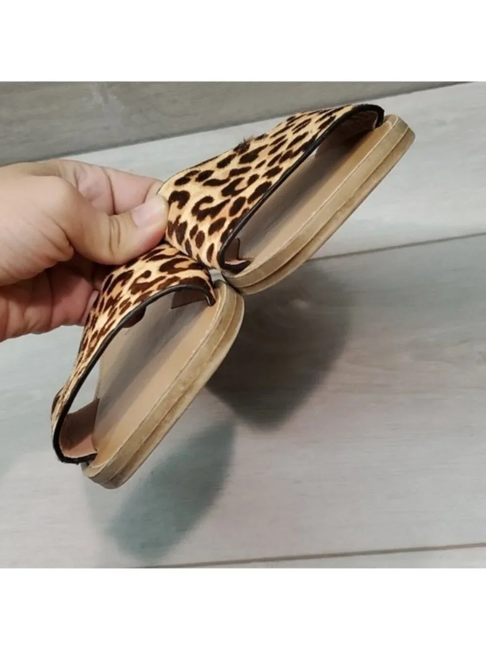 Steve Madden Women Island Animal print  Calf Hair Upper Sandals Flats shoes 6M